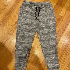 NWOT LULULEMON JOGGERS - SIZE 10